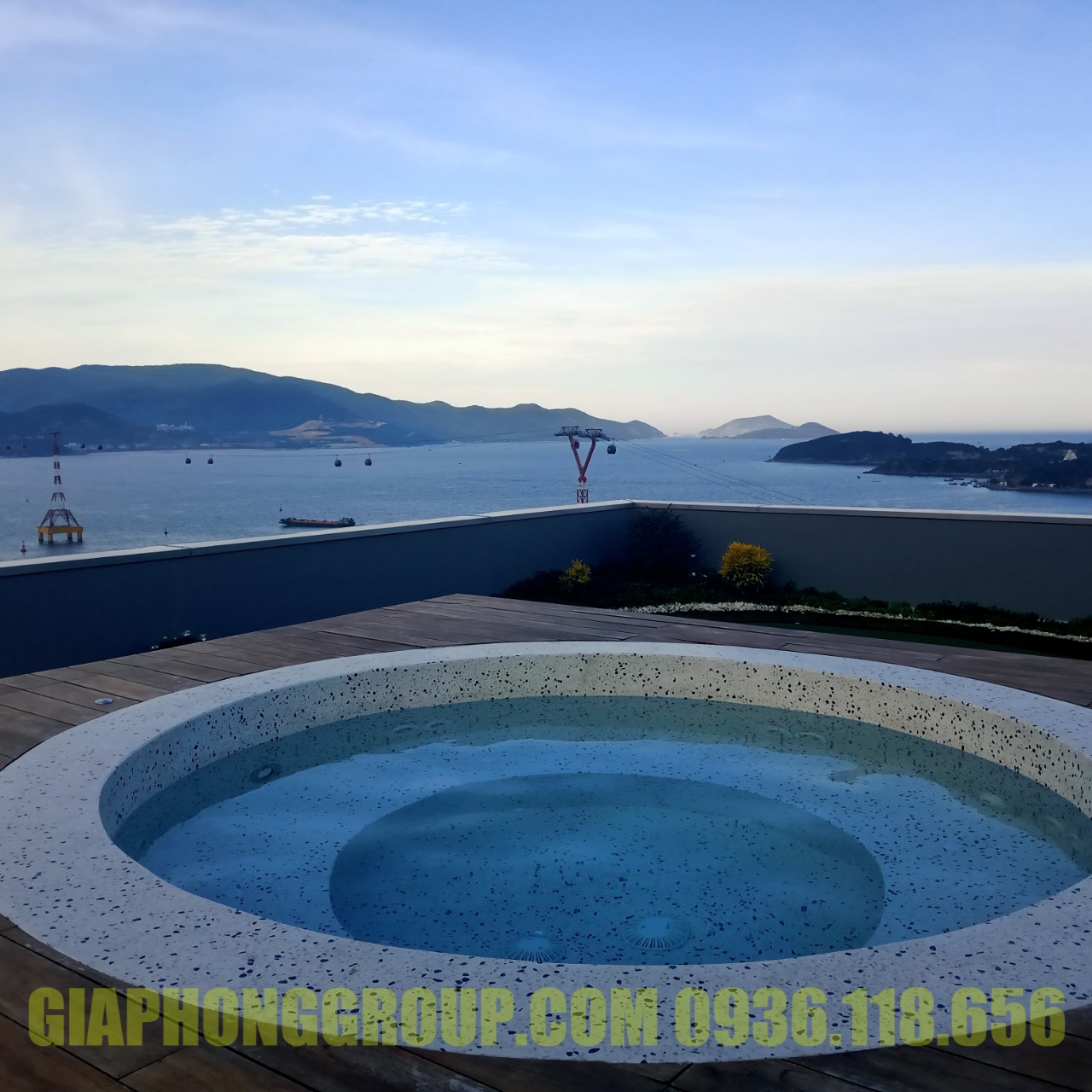 Bể Jacuzzi